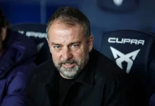 طلب عاجل من فليك يشعل تحركات برشلونة الدفاعية