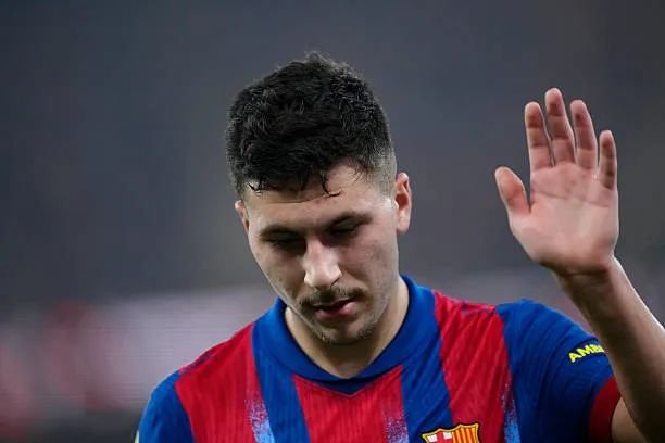 روني بردغجي لاعب برشلونة