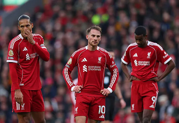 ليفربول ضد آرسنال يسعى للتعافي من بطل السنة الماضية لمنافس حقيقي